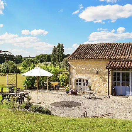 Holiday home Snug Cottage In Saint Eutrope De Born With Pool
