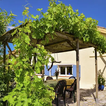 Snug Cottage In Saint Eutrope De Born With Pool * Saint-Eutrope-de-Born