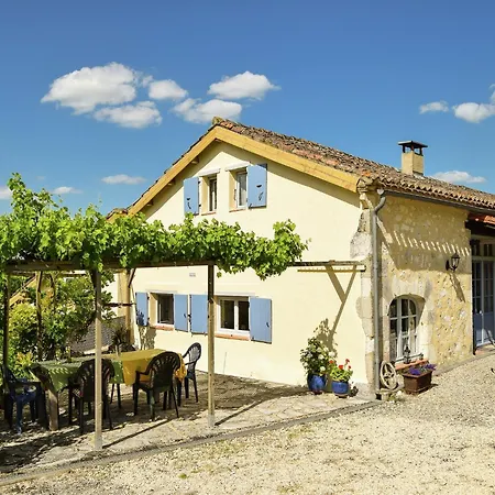 Snug Cottage In Saint Eutrope De Born With Pool Holiday home Saint-Eutrope-de-Born