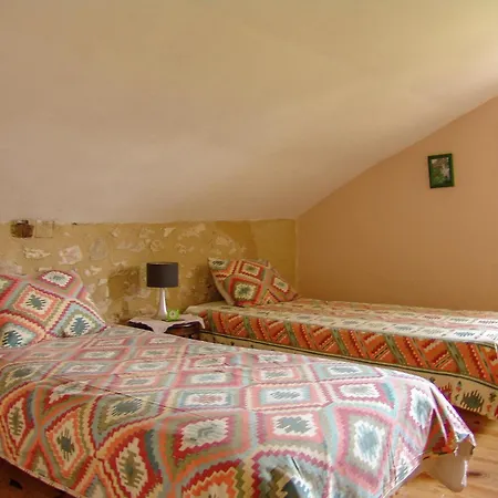Holiday home Snug Cottage In Saint Eutrope De Born With Pool Saint-Eutrope-de-Born