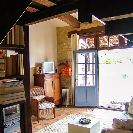 Snug Cottage In Saint Eutrope De Born With Pool Holiday home