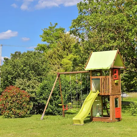 Snug Cottage In Saint Eutrope De Born With Pool Holiday home *